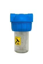 تصویر فیلتر پلی‌فسفات دلفین مخصوص پکیج و آبگرمکن با هوزینگ شفاف و درپوش آبی برای جلوگیری از رسوب در سیستم گرمایشی